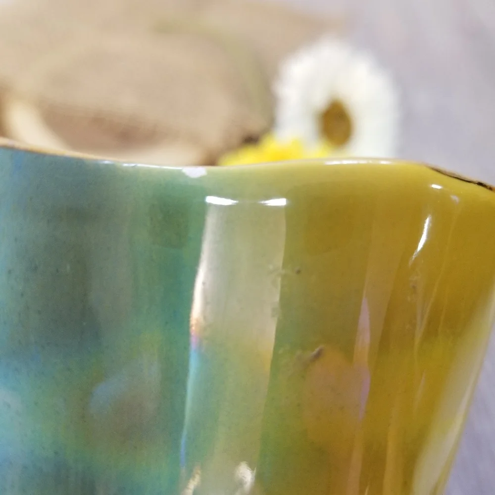 🎉HP🎉Stunning Italian rainbow luster glaze vase🌟 - Picture 14 of 16